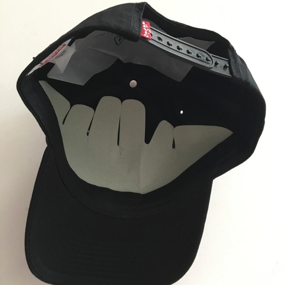 New black Levi's New York snap back baseball hat. Unisex - Picture 6 of 7